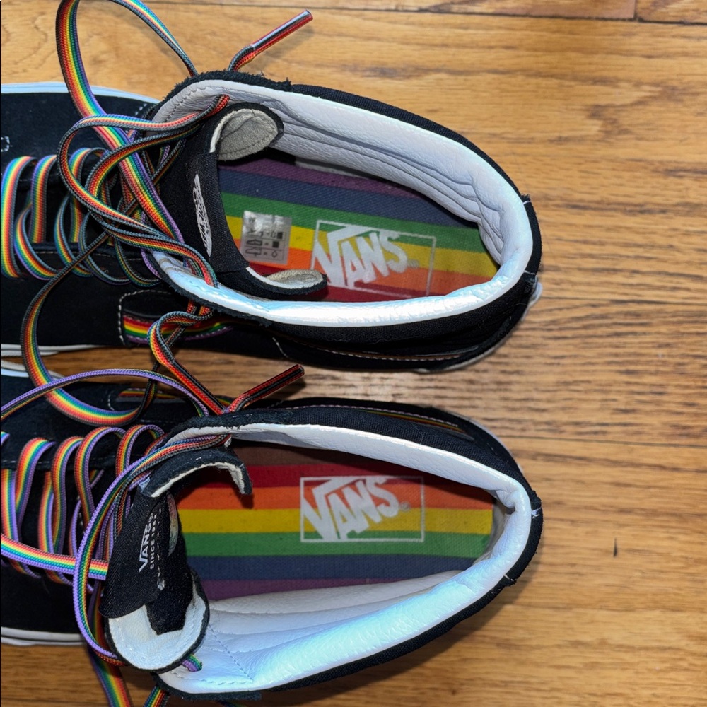 -Vans Skate Sk8-Hi Pride Sneakers Black with Rainbow Men’s 8.5 Women’s 10 - Picture 9 of 16